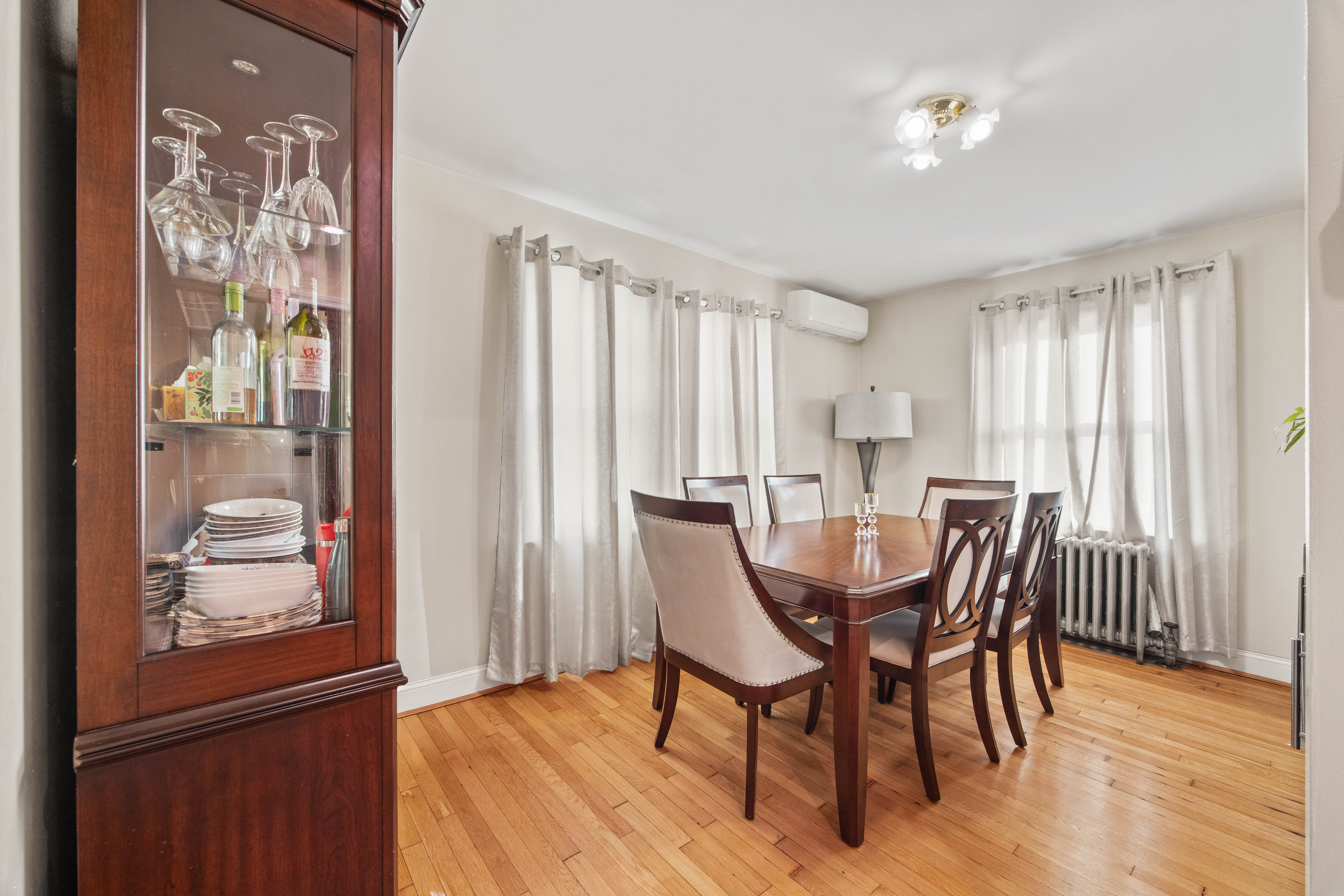 Video tour still — 432 Bedford Ave, Mount Vernon, NY, 10553