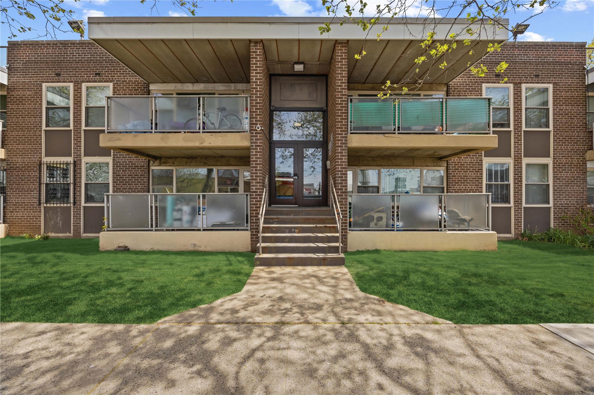 Video tour still — 1069 New Jersey Avenue  Brooklyn, NY 11207